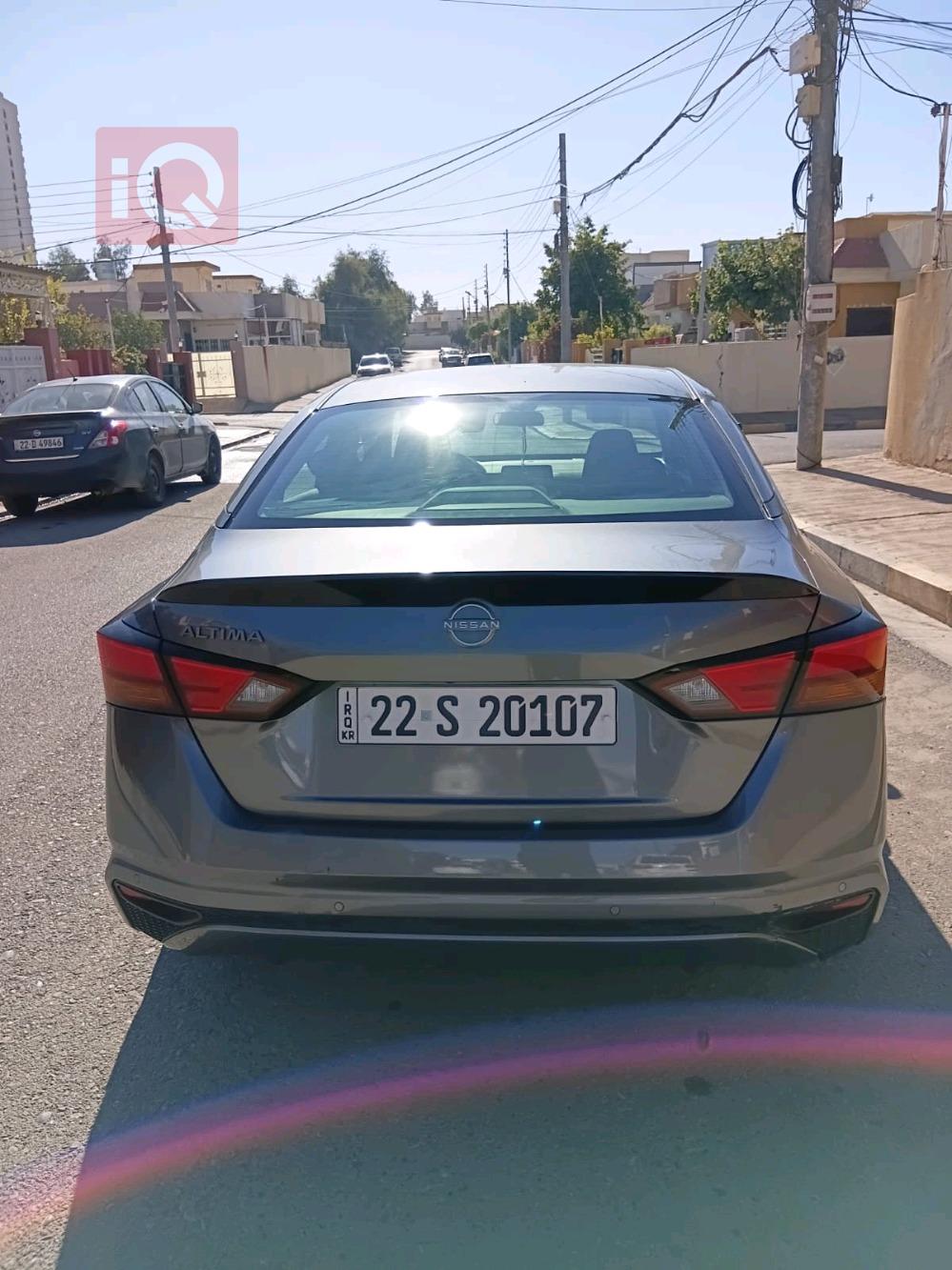 نيسان ألتيما